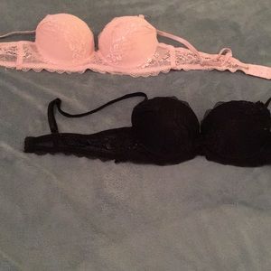 Set of 2 push up bras